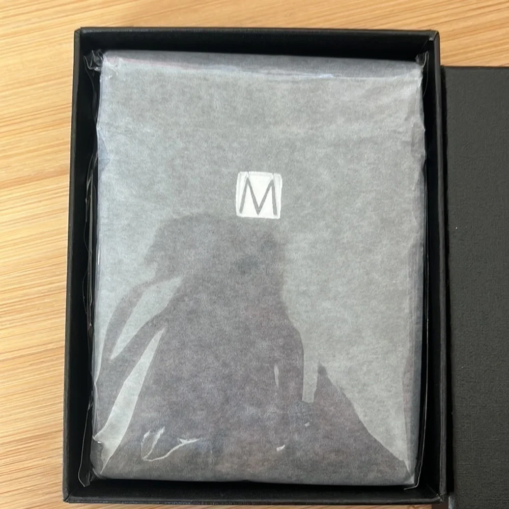 Brand New Montableu Carbon Black Slim Minimalist Wallet w/ Money Clip Executive